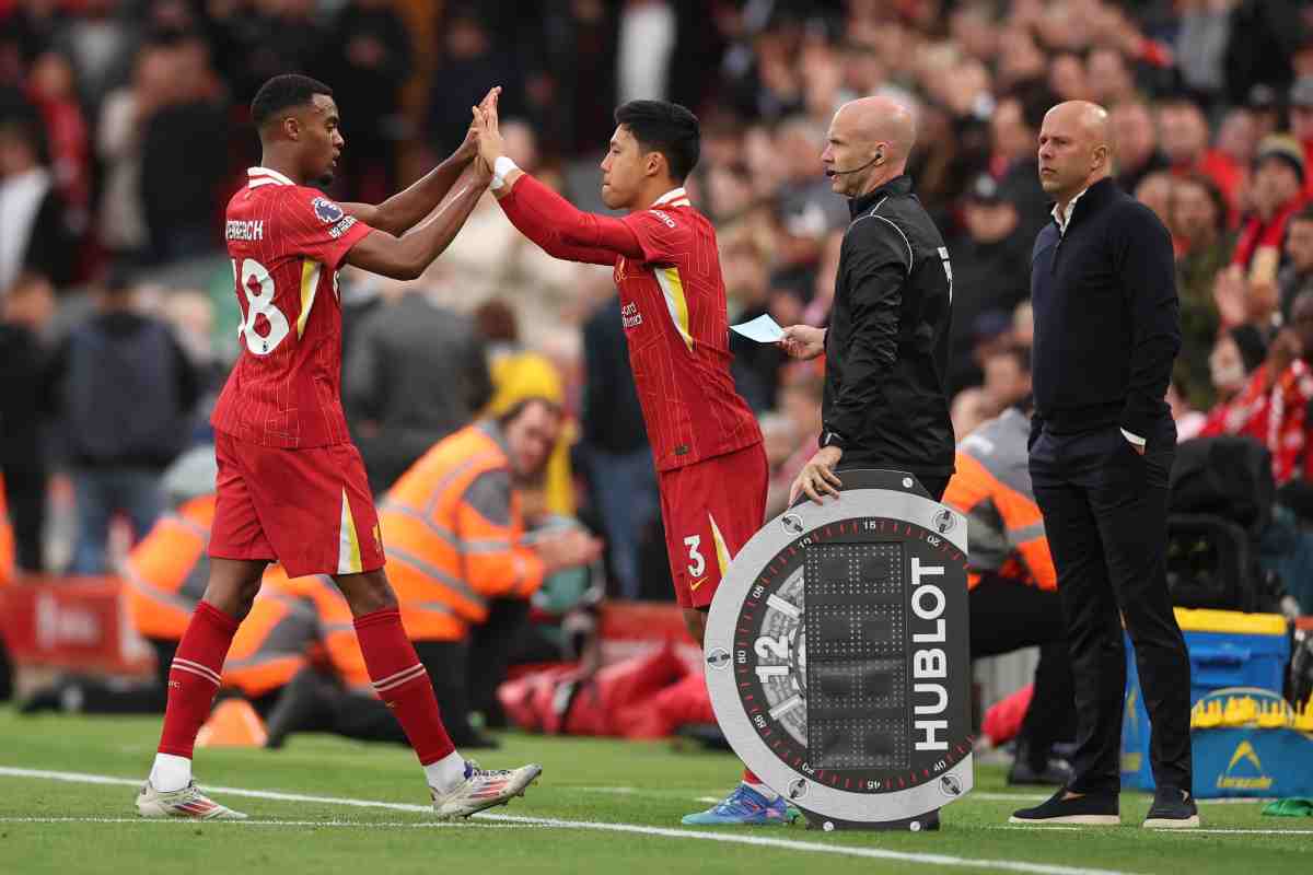 Endo con la maglia del Liverpool