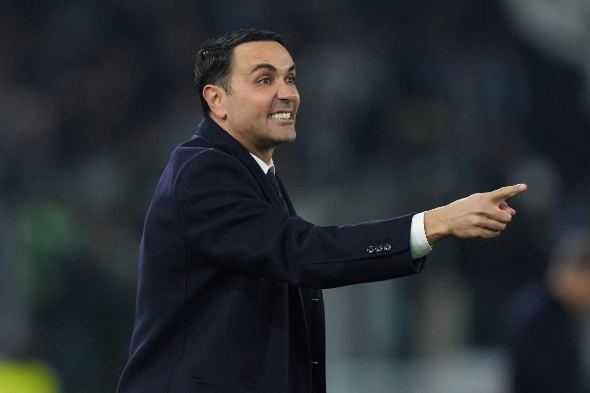 Palladino dà indicazioni ai suoi