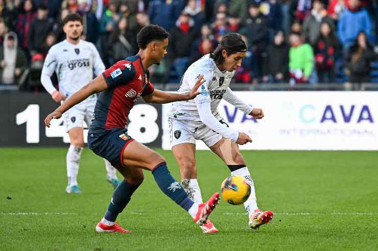 De Winter in chiusura difensiva nel corso di Genoa-Empoli