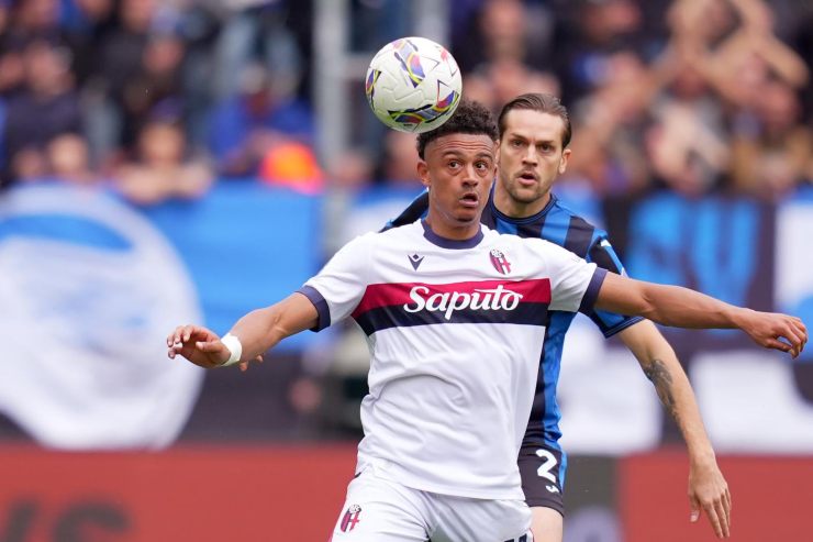 Ndoye controlla palla 