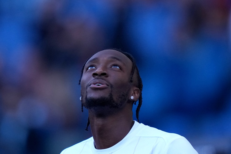 Abraham guarda in alto 