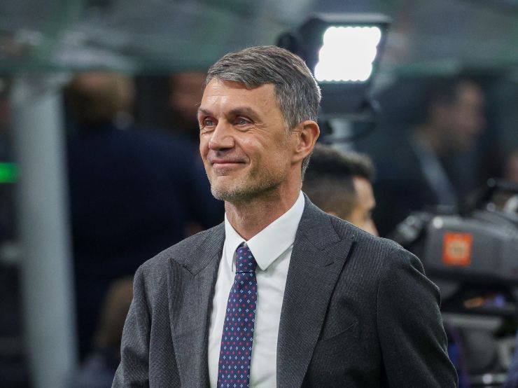 Paolo Maldini sorridente a San Siro