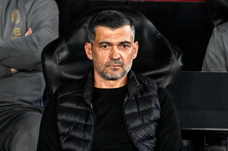 Sergio Conceiçao sconsolato in panchina