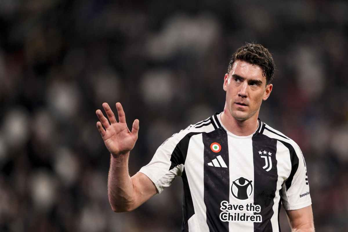 Vlahovic saluta la Juventus 