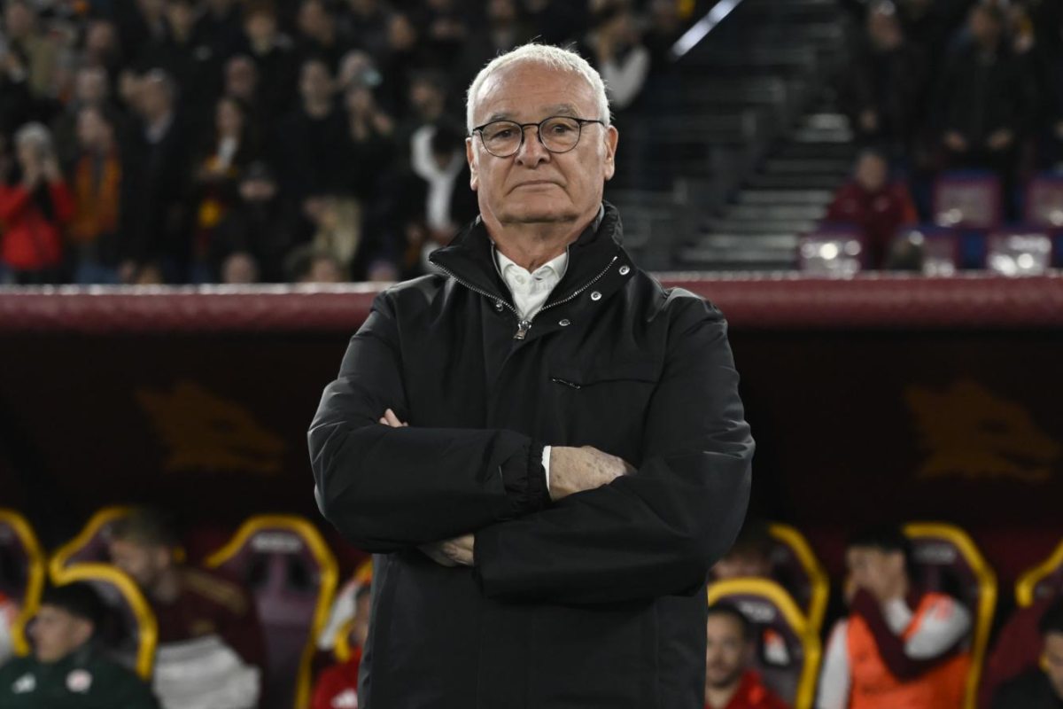 Un Claudio Ranieri concentrato sul campo