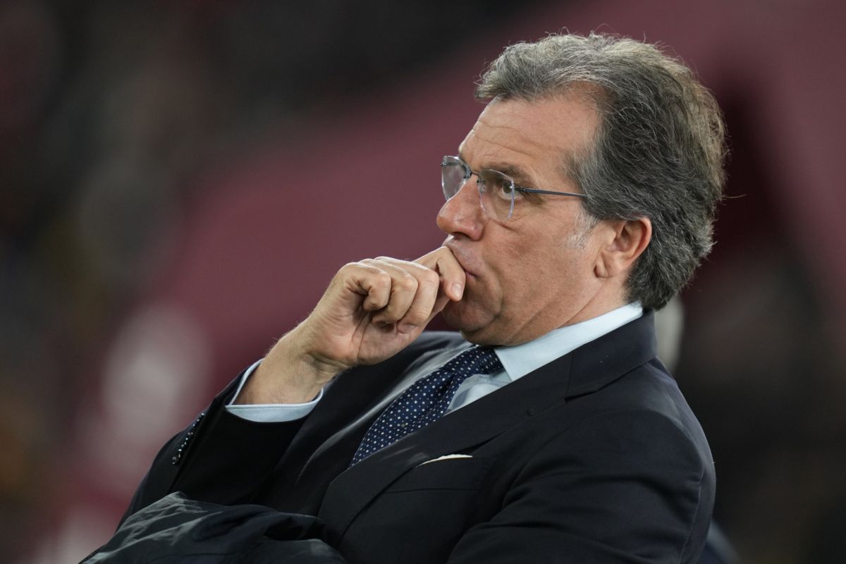 Un pensieroso Cristiano Giuntoli, direttore tecnico della Juventus