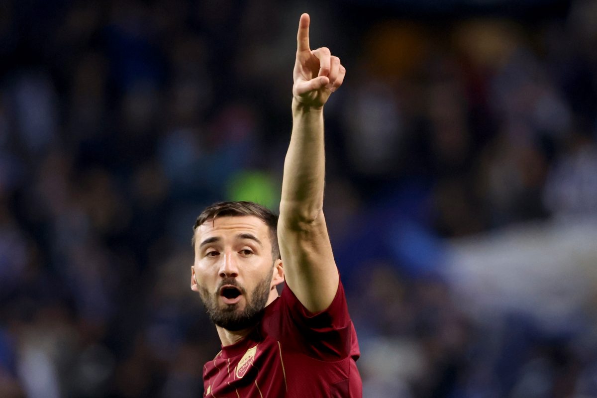 Cristante dà indicazioni 