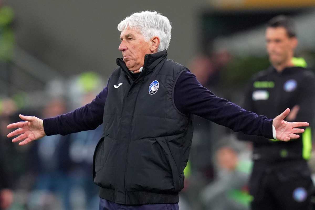 Gasperini sconsolato in panchina