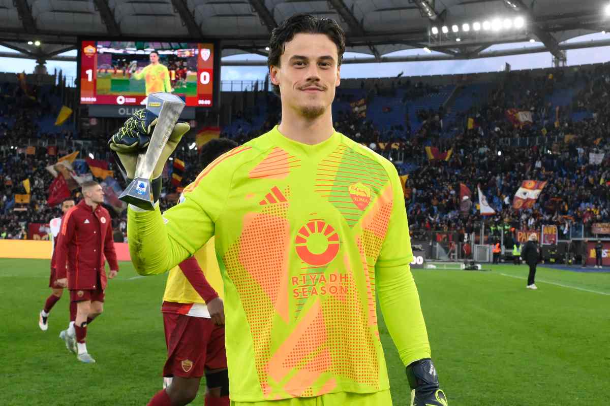 Mile Svilar, portiere della Roma