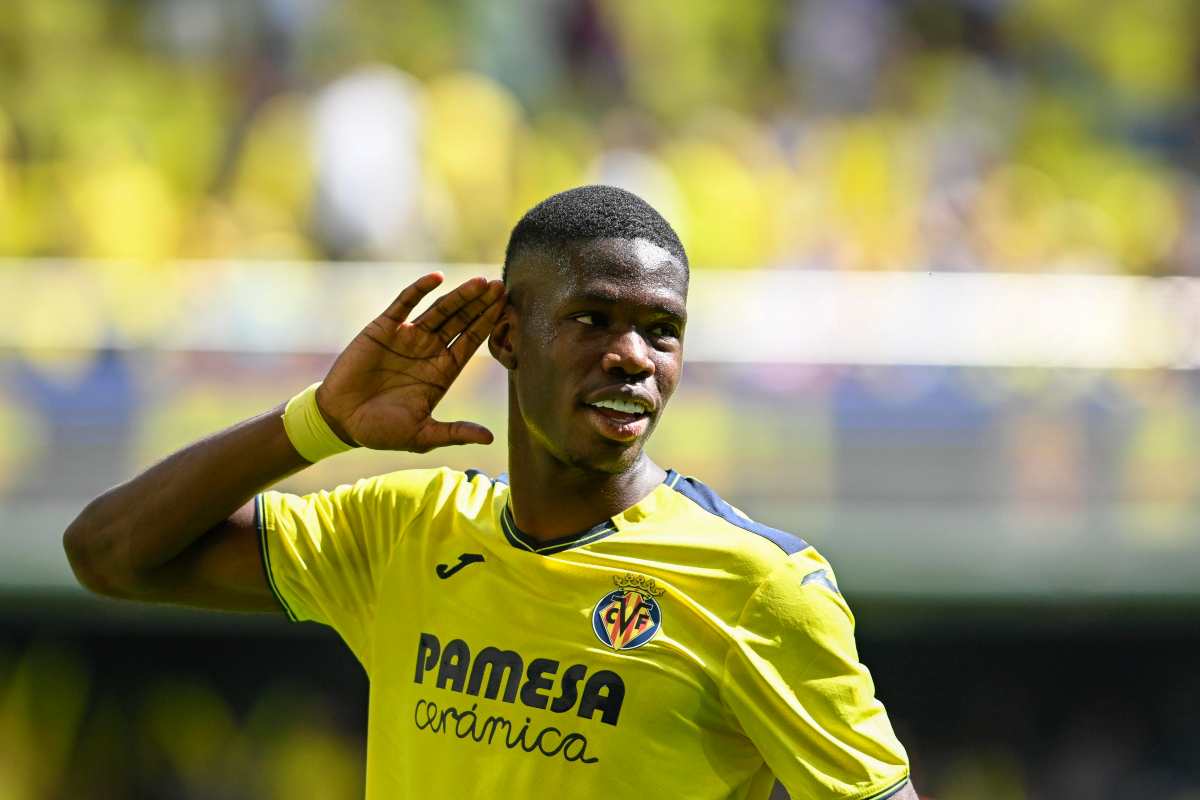 Thierno Barry con la maglia del Villarreal