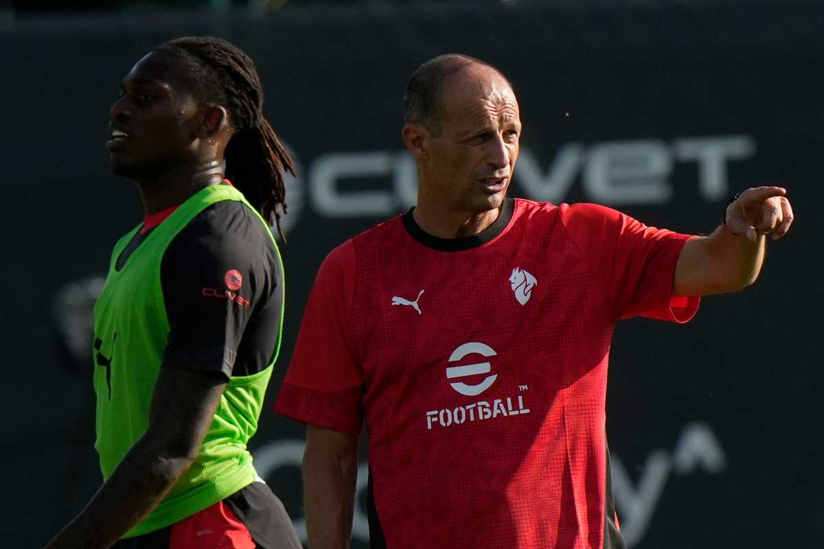 Allegri a colloquio con Leao