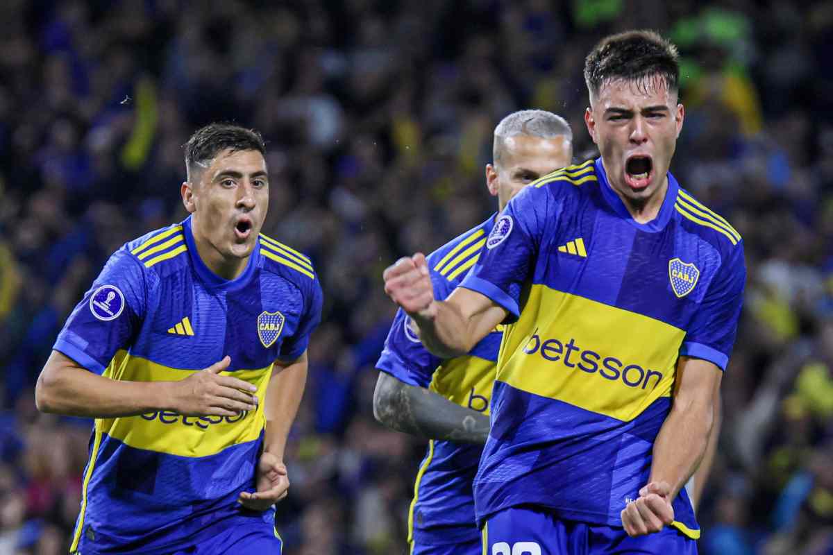 Anselmino con la maglia del Boca