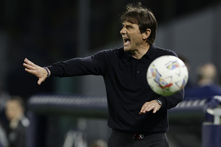 Conte dà indicazioni
