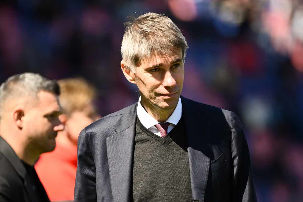 Massara pensieroso a metà campo