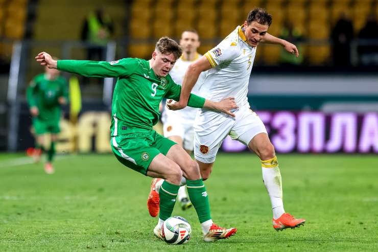 L'attaccante irlandese del Brighton, Evan Ferguson 