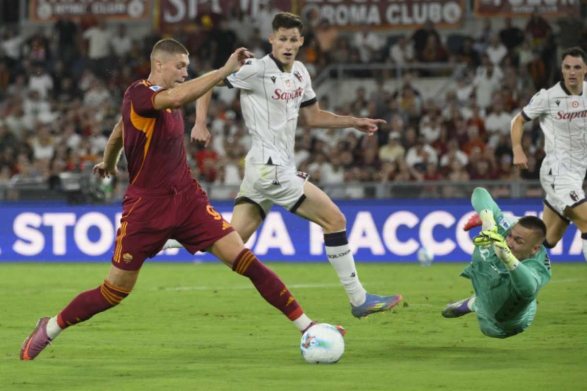 Artem Dovbyk , attaccante ucraino della Roma