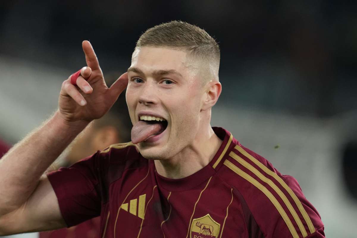 L'esultanza di Dovbyk dopo il gol