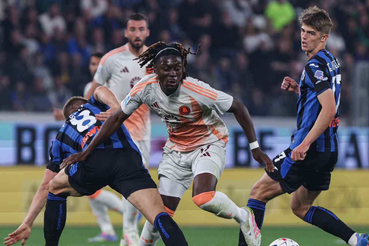 Manu Koné in azione