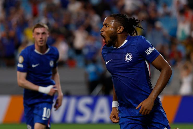 Nkunku esulta dopo un gol segnato al Mondiale per Club