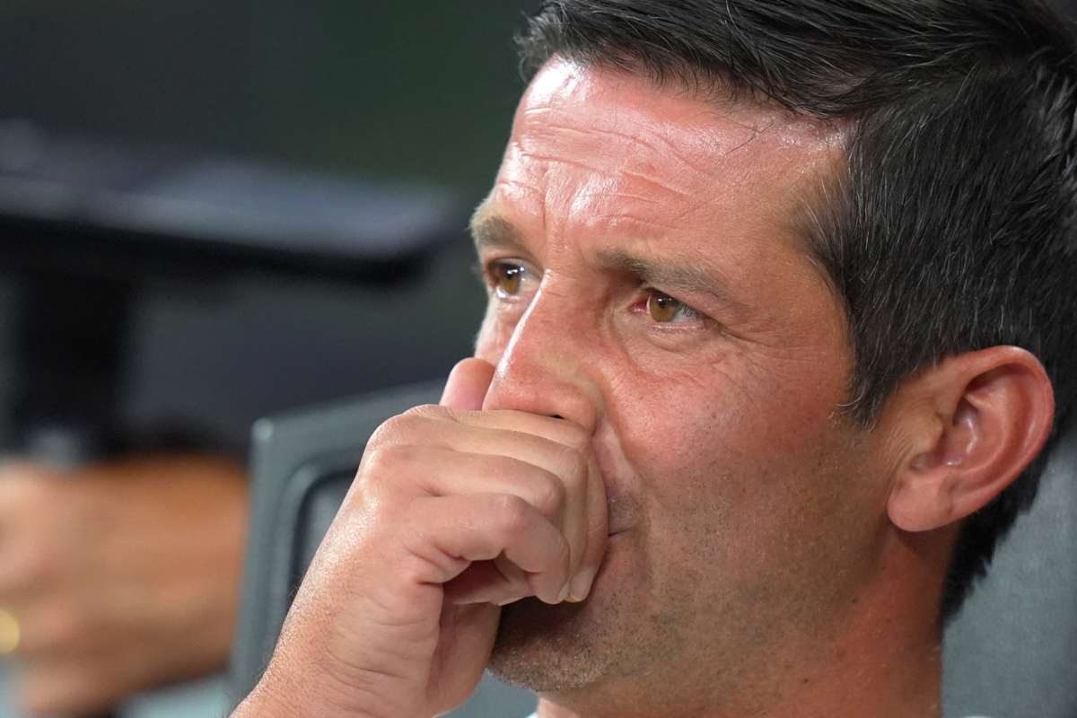 Chivu disperato in panchina