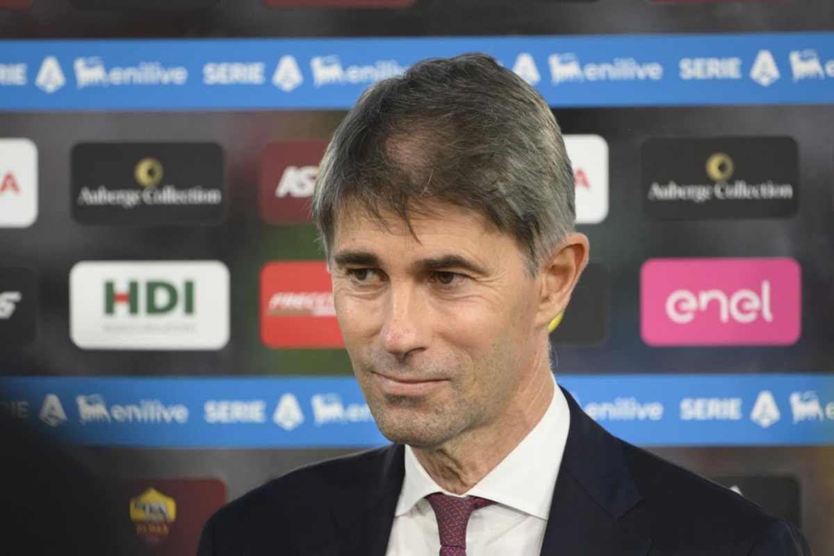 Massara durante le interviste