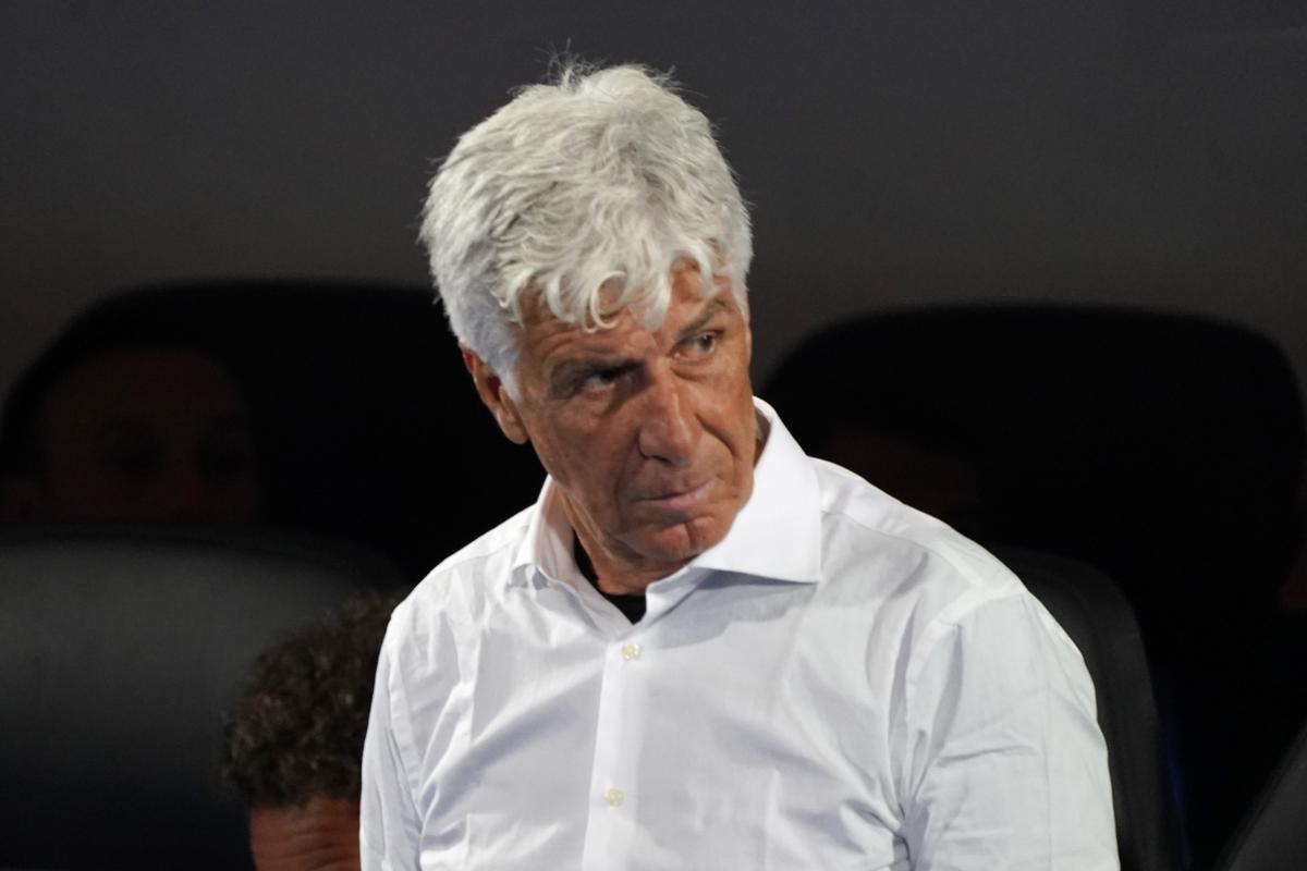 Gasperini con lo sguardo minaccioso