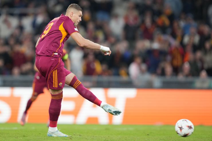 Dovbyk sbaglia un rigore contro il Lille