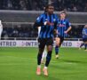 Ademola Lookman con la maglia dell'Atalanta