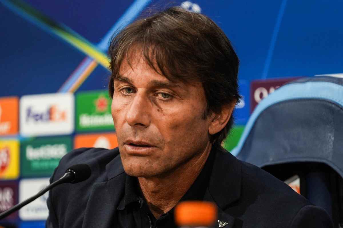 Antonio Conte in conferenza stampa