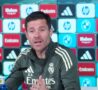 Xabi Alonso durante una conferenza stampa