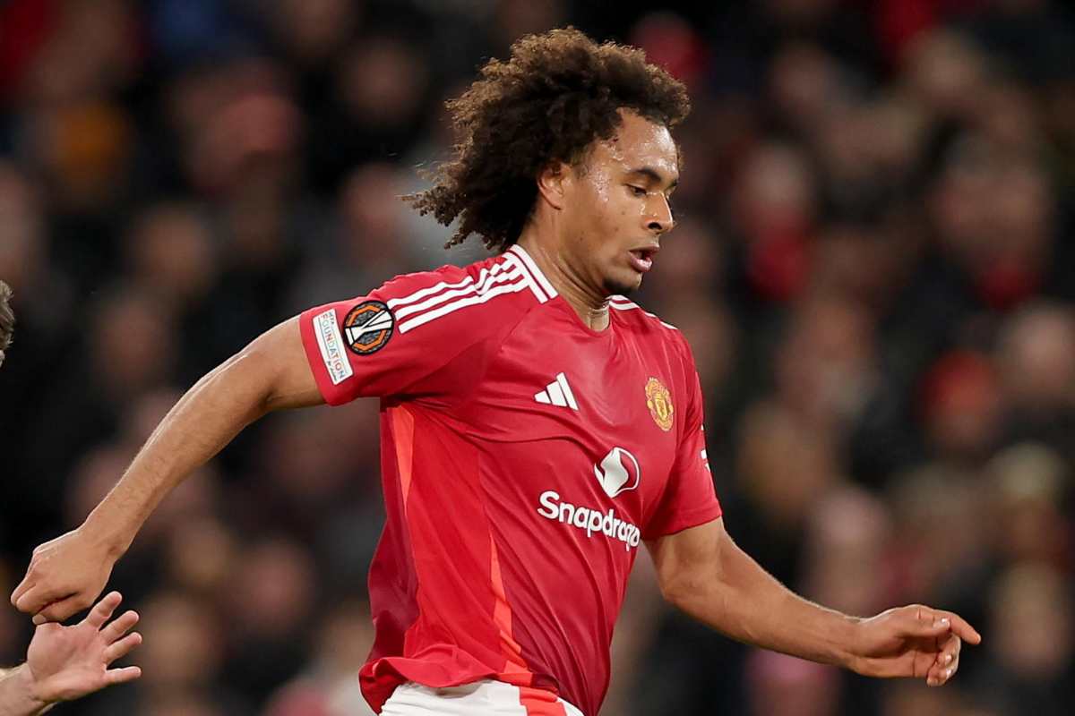 Zirkzee in azione con la maglia dello United