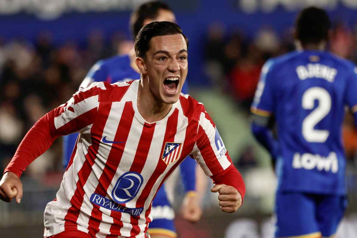 Giacomo Raspadori dopo un gol