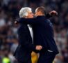 Allegri e Gasperini si abbracciano