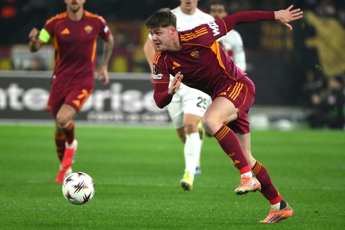 Evan Ferguson durante Roma-Stoccarda