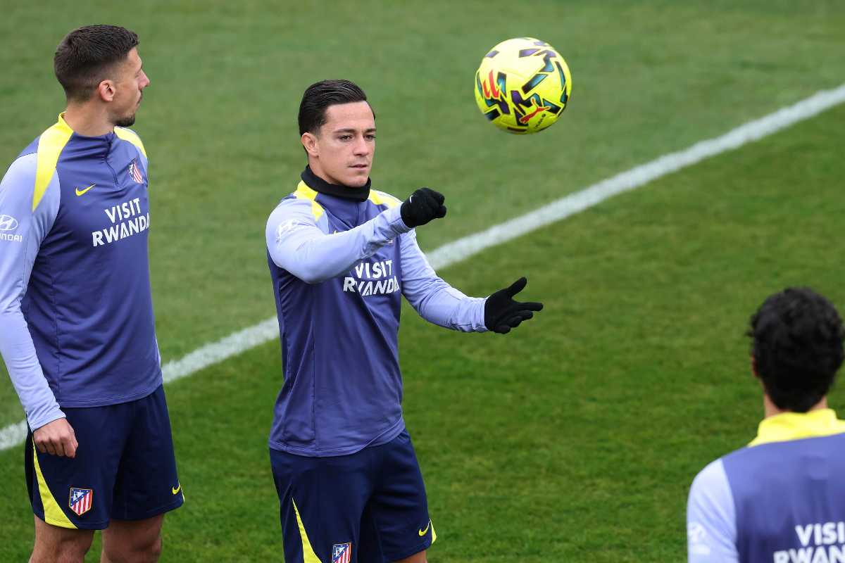 Giacomo Raspadori durante l'allenamento