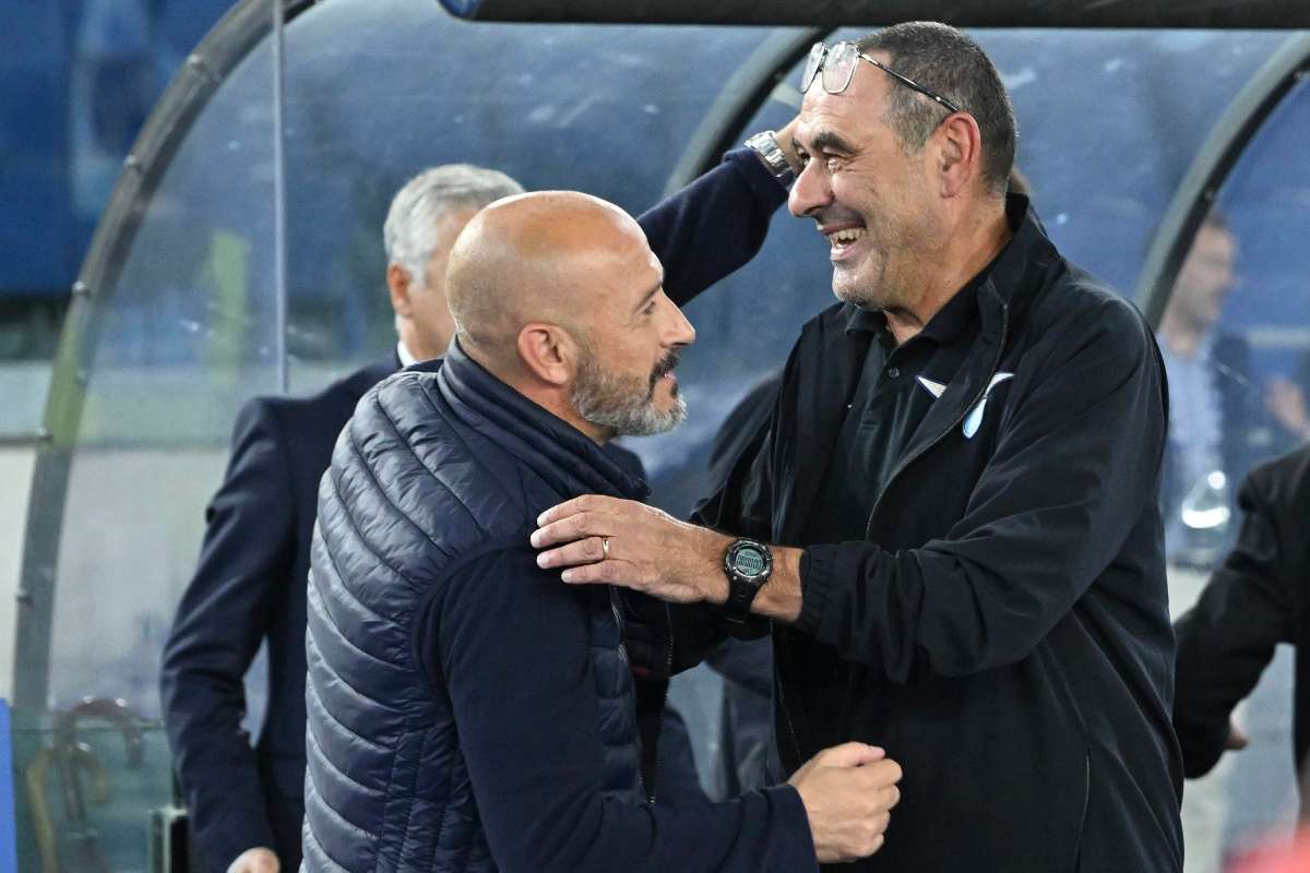 Italiano e Sarri si salutano a bordo campo