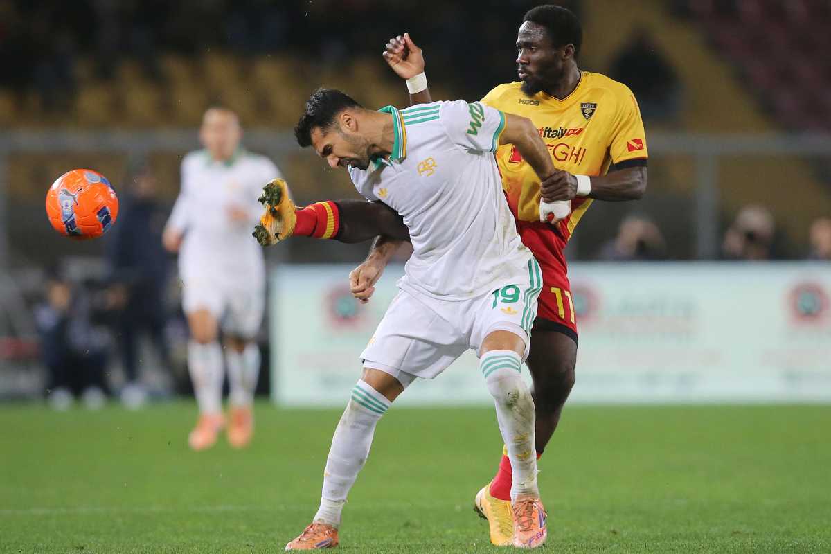 Zeki Celik durante Lecce-Roma
