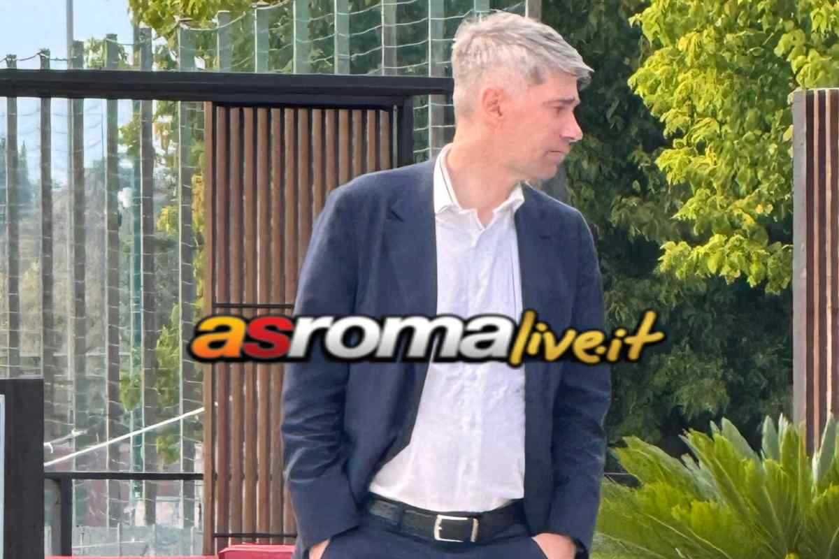 Frederic Massara pensieroso a Trigoria