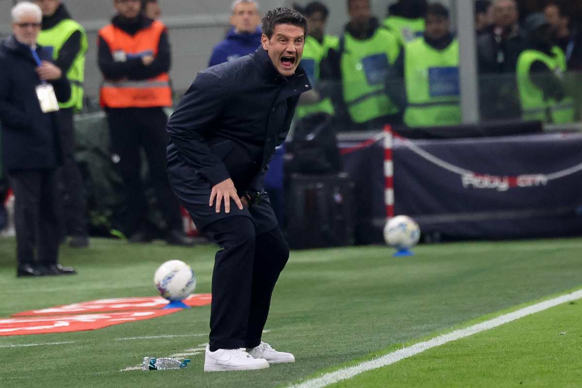 Cristian Chivu urla in panchina