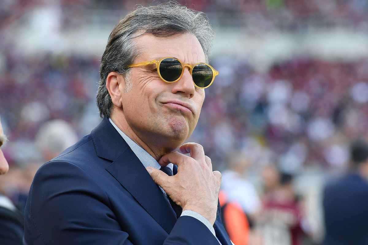 Cristiano Giuntoli perplesso a bordo campo