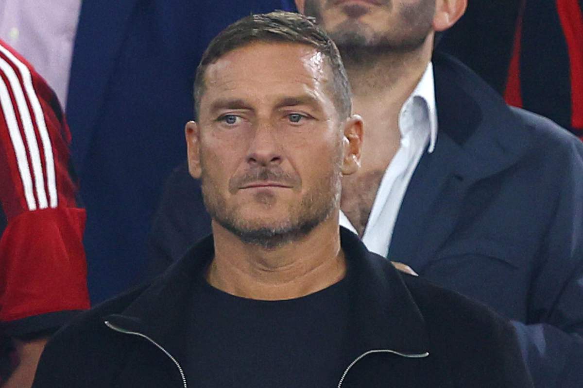 Francesco Totti in tribuna allo Stadio Olimpico