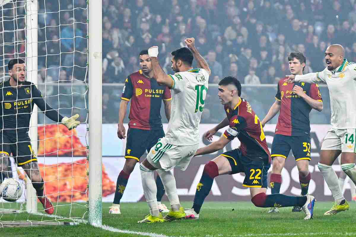 Roma in azione su un calcio d'angolo