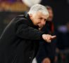 La rabbia di Gian Piero Gasperini mentre dà indicazioni ai suoi