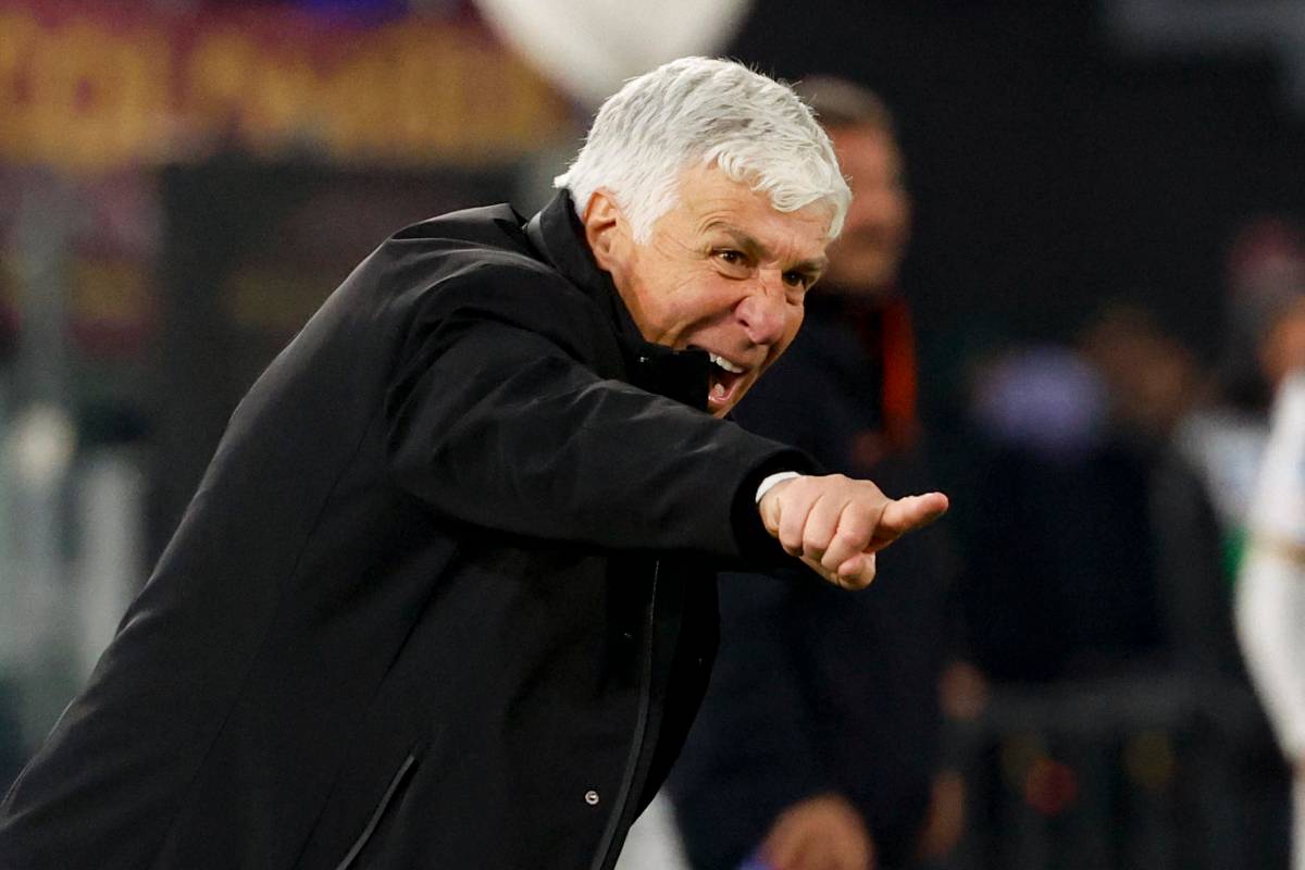 La rabbia di Gian Piero Gasperini mentre dà indicazioni ai suoi