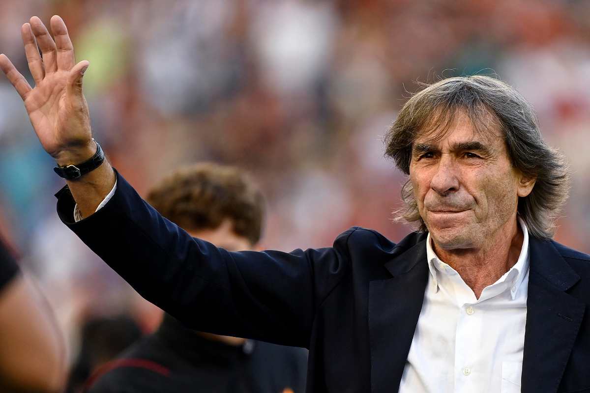 Bruno Conti saluta i tifosi della Roma