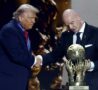 Infantino e Trump durante una premiazione