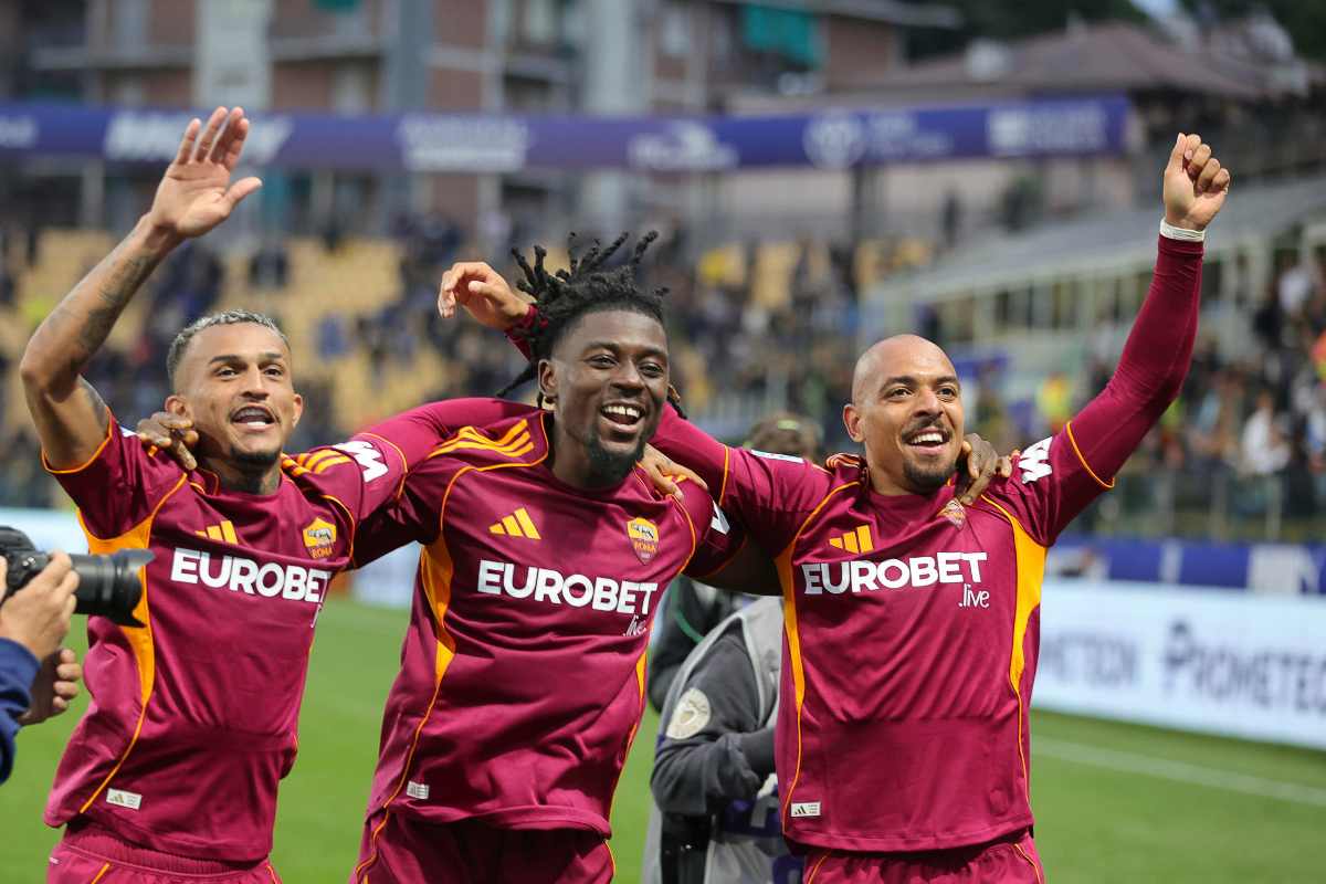 Koné insulta insieme ai compagni della Roma
