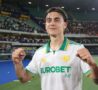 Paulo Dybala esulta a Verona