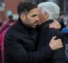 Fabregas e Gasperini si abbracciano