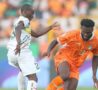 Kessié prova ad arrivare sul pallone